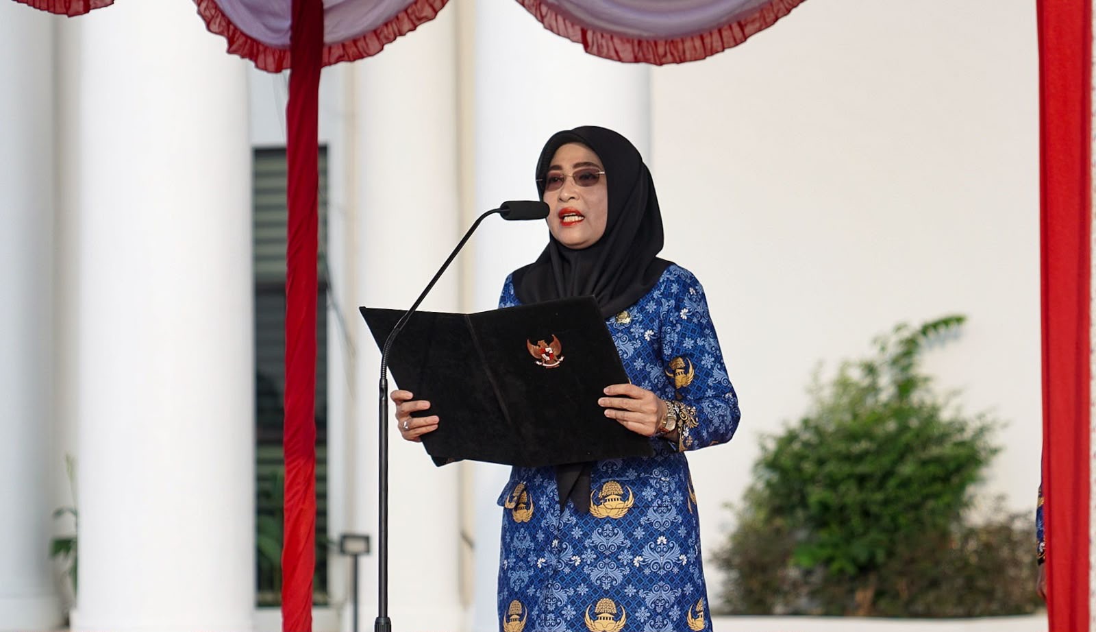 Sekda Misni Pimpin Upacara HUT ke-81 RI di Lingkungan Pemprov Kepri