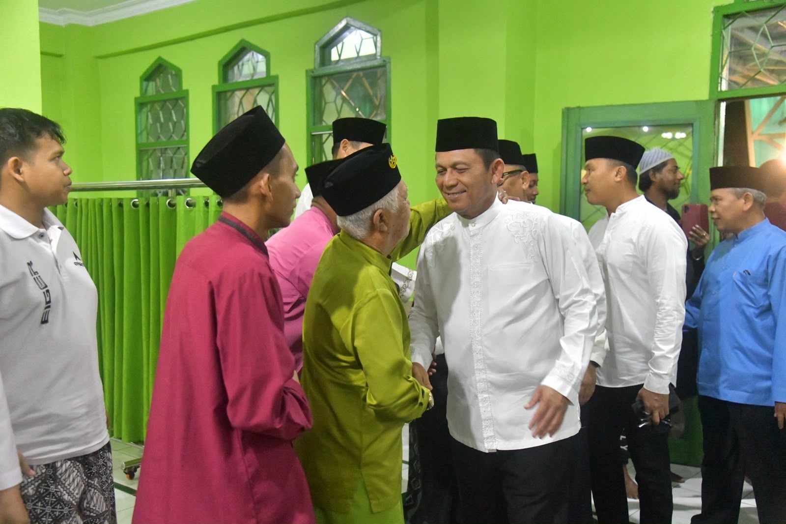 Tabligh Akbar Maulid Nabi di Batam, Gubernur Ansar Paparkan Program Pemerintah untuk Masyarakat