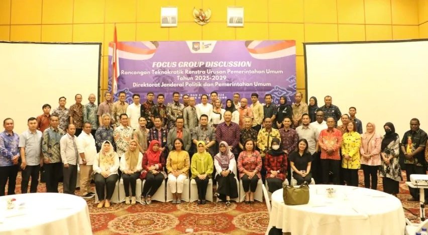 Kepala Bakesbangpol Kepri, Bapak Raja Heri Mokharizal, SH, MH Menghadiri Kegiatan Forum Group Discussion (FGD) Rancangan Teknokratik Renstra Urusan Pemerintahan Umum Tahun 2025-2029