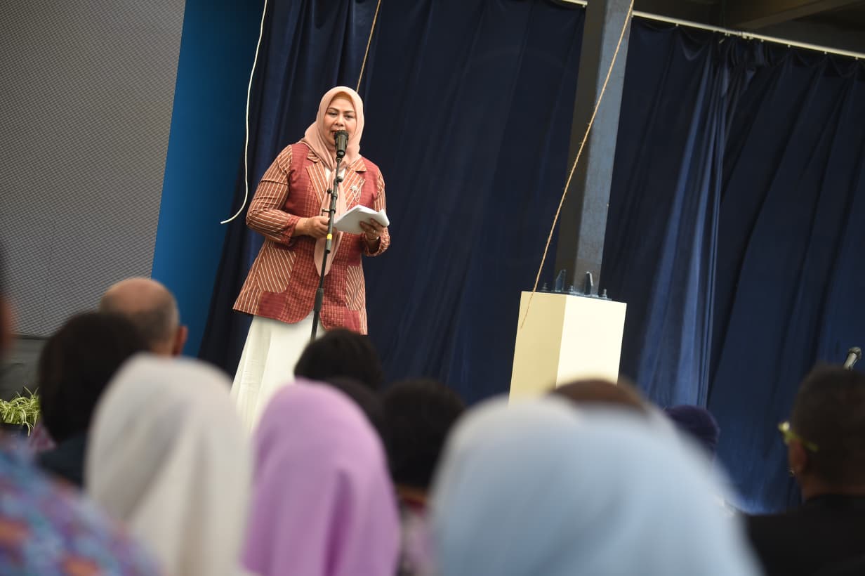 Dewi Ansar Hadiri Open House Evolusi Kampus PBC, Penanda Perkembangan Dunia Pendidikan Kepri