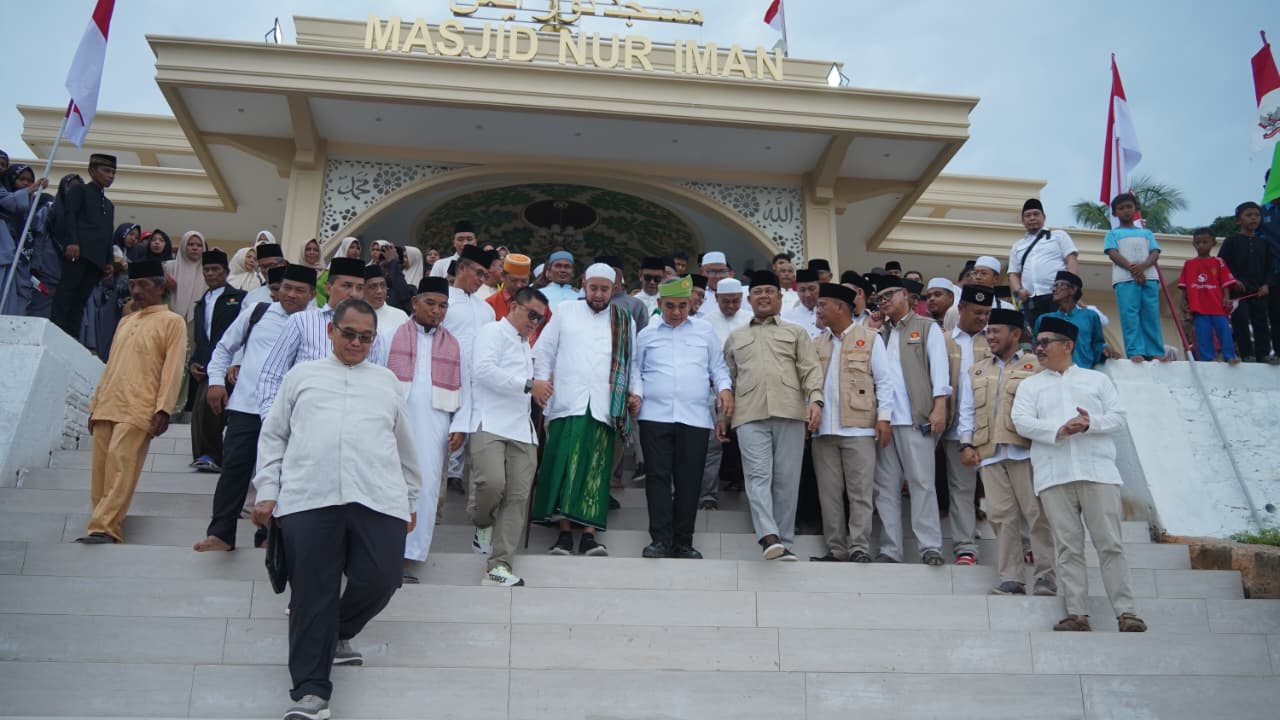 Wagub Nyanyang Hadiri Peresmian Pondok Pesantren Nur Iman di Pulau Kasu, Perkuat Pembangunan SDM Berkarakter