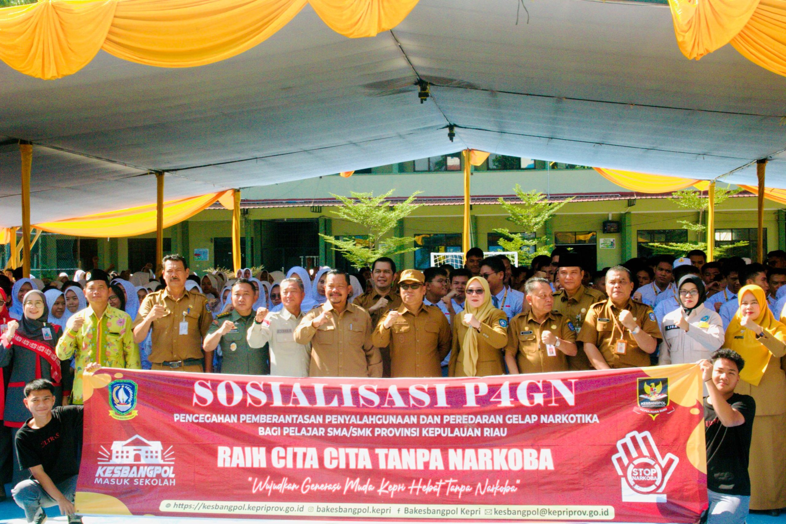 Bakesbangpol Kepri Sosialisasikan Pencegahan, Pemberantasan, Penyalahgunaan dan Peredaran Gelap Narkotika (P4GN) Kepada 1.200 Pelajar