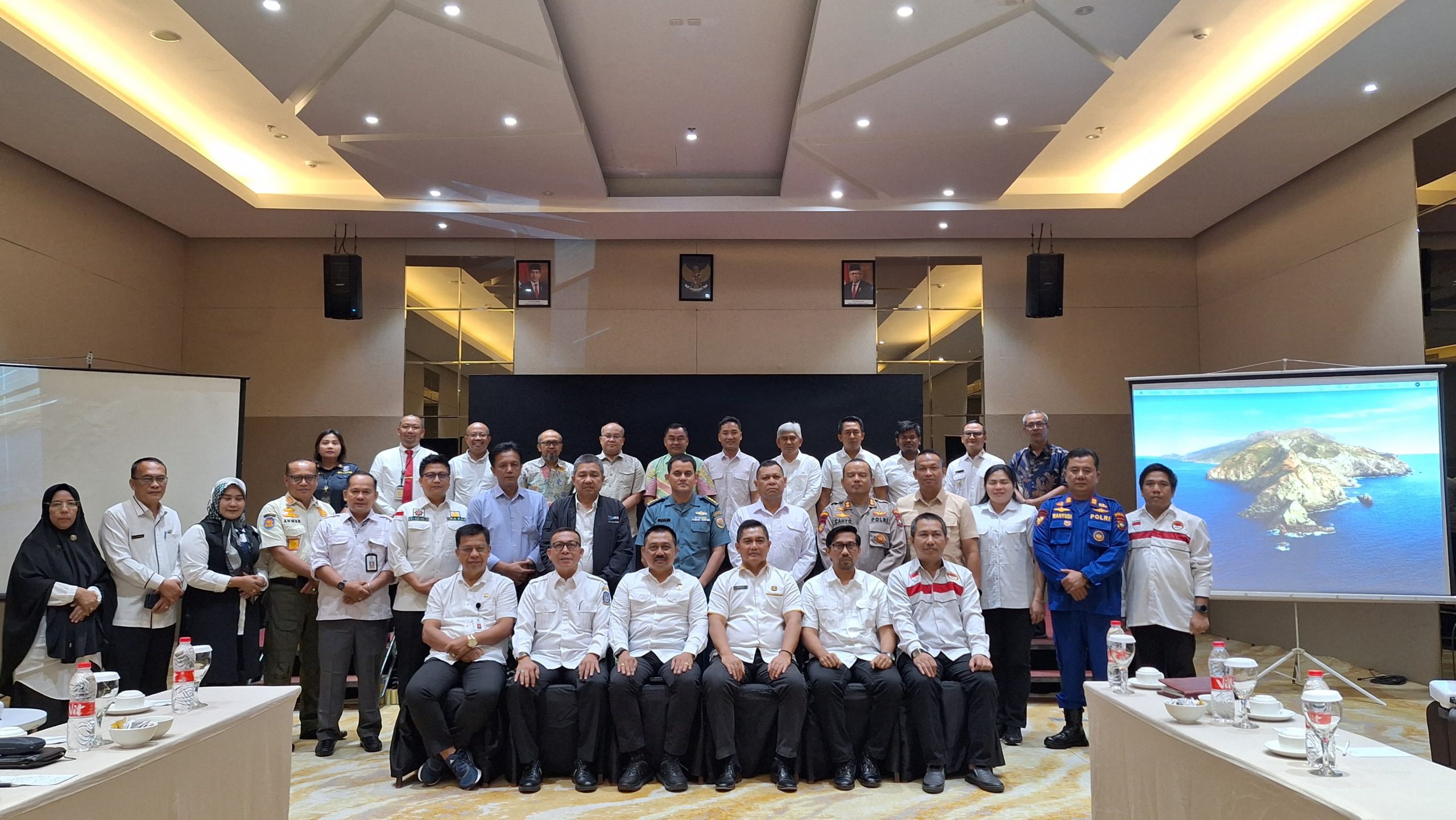 Rapat Koordinasi dan Sinergitas Lintas Sektor Penegakan Hukum Kepulauan Riau