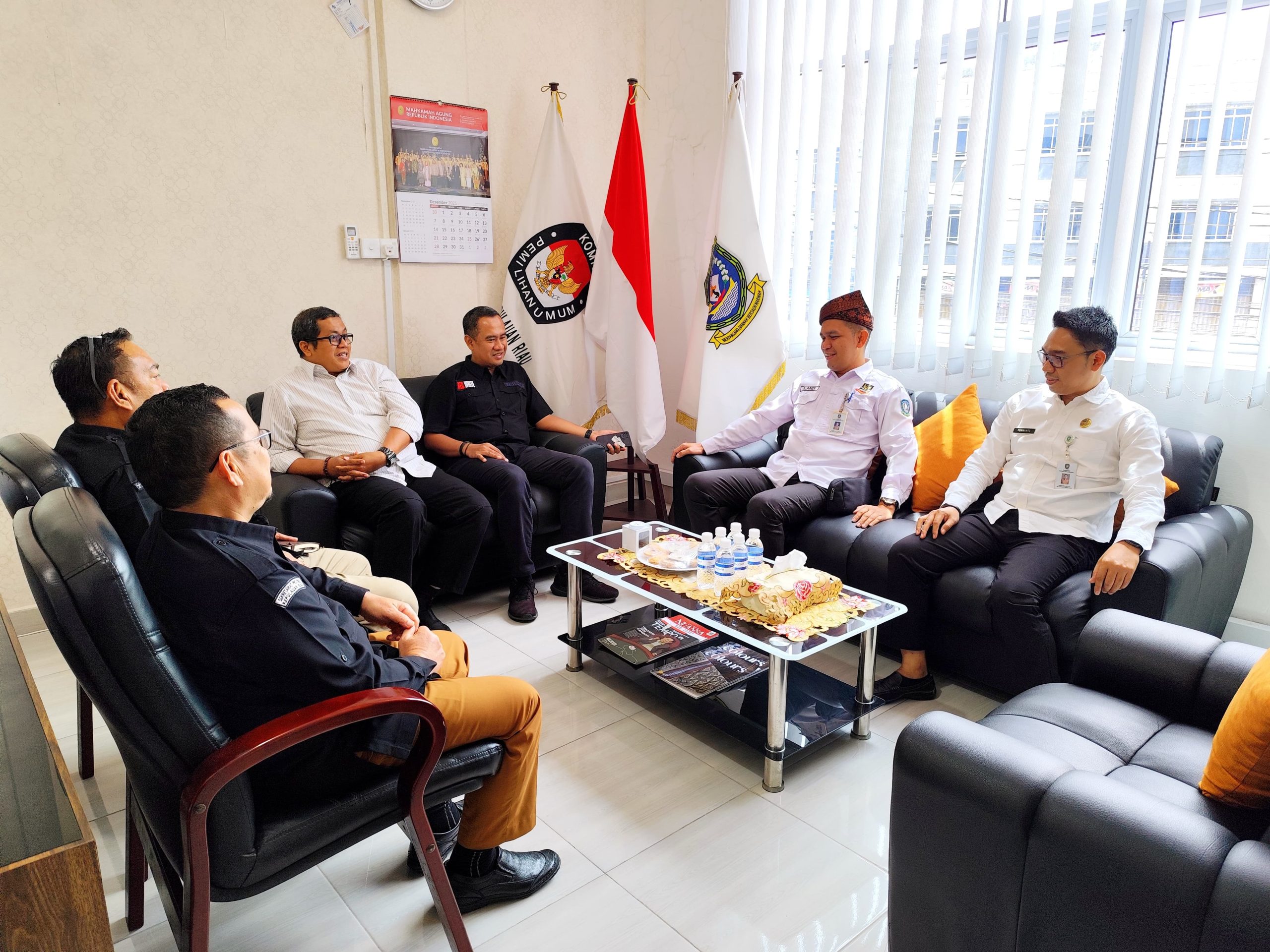 Badan Kesbangpol Kepri Sinergi dengan KPU Provinsi Kepri Dalam Rangka Peningkatan Pendidikan Politik