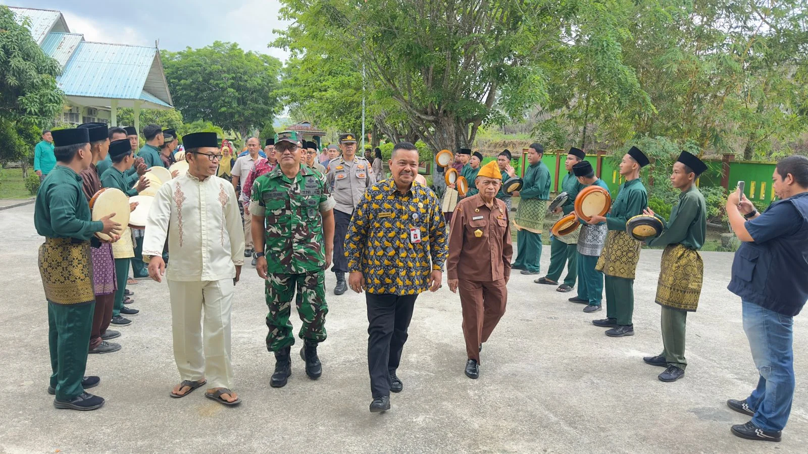 Perkuat Ideologi Pancasila Bagi Generasi Muda, Program KEMAS seri ke 16 Hadir di SMKN 1 Karimun