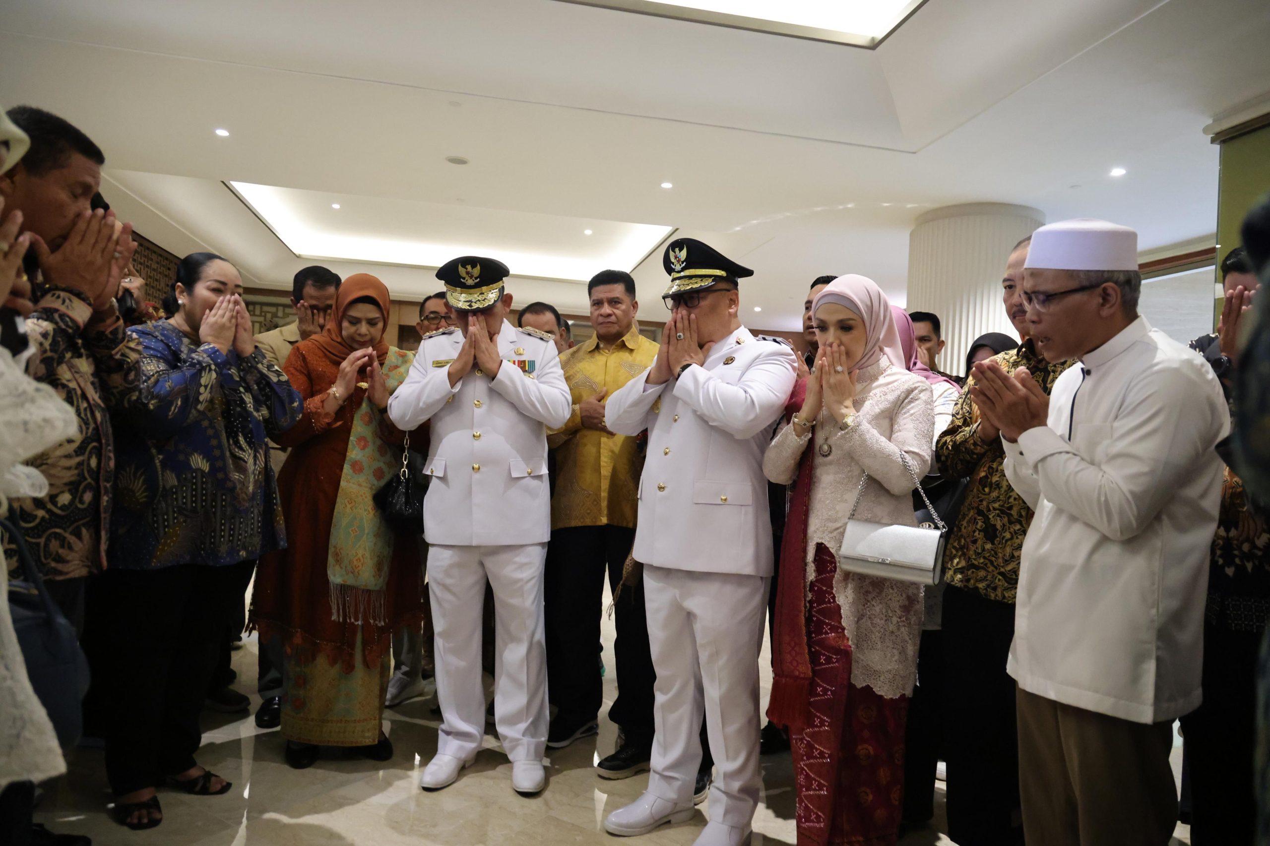 Harapkan Dukungan Penuh Masyarakat, Gubernur dan Wakil Gubernur Kepri Do'a Bersama Sebelum Dilantik