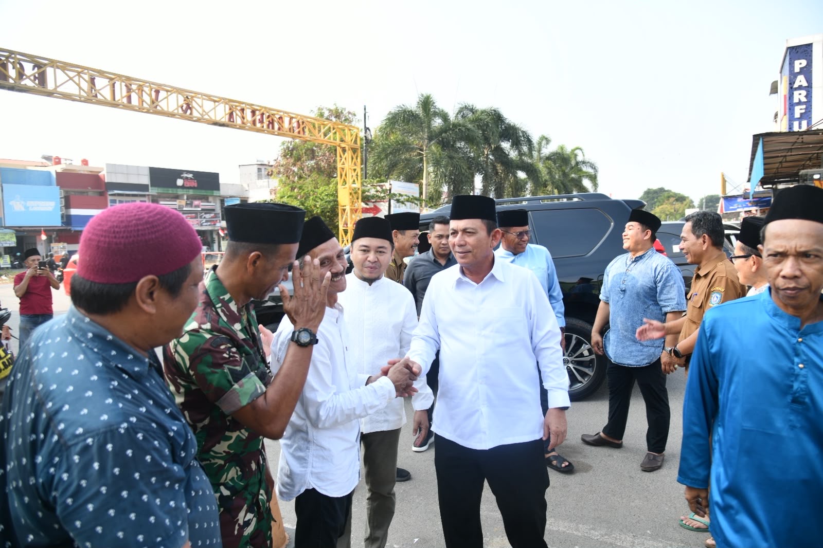 Gubernur Ansar Ajak Masyarakat Teladani Akhlak Rasulullah dalam Kehidupan