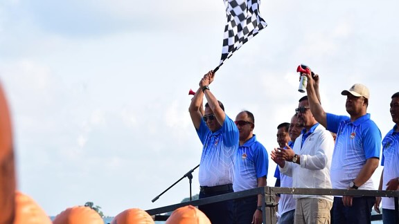 Peringati Hari Armada RI, Komando Armada I Gelar Lomba Armada Triathlon 2024