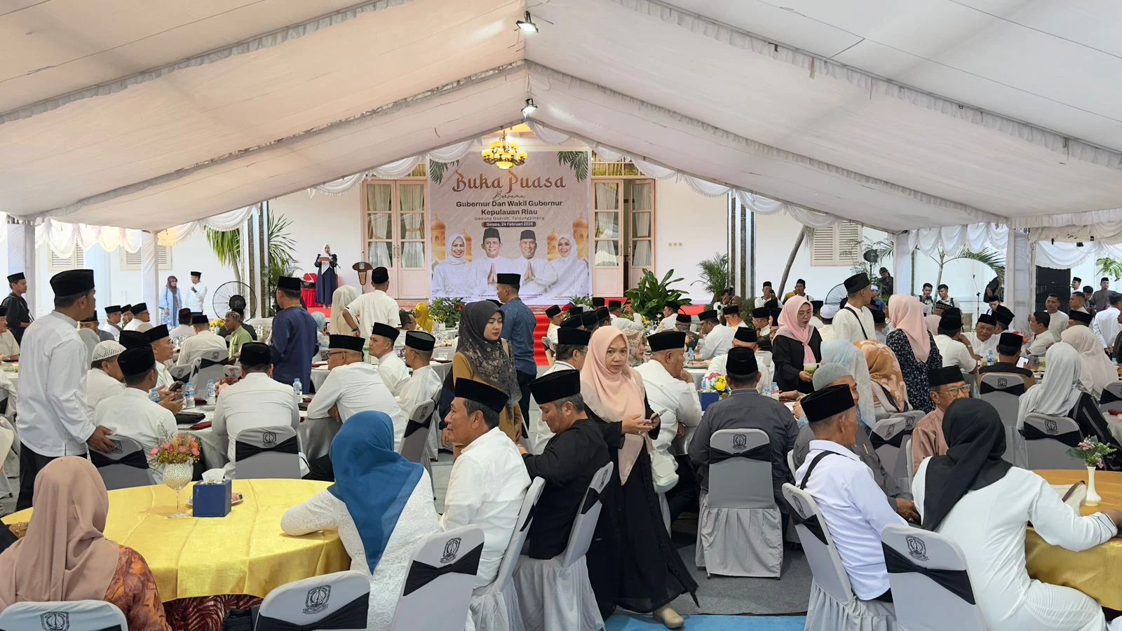 Sinergi Antar Perangkat Daerah, Bakesbangpol Kepri Hadiri Buka Puasa Ramadhan 1447H bersama Gubernur dan Wakil Gubernur Kepri