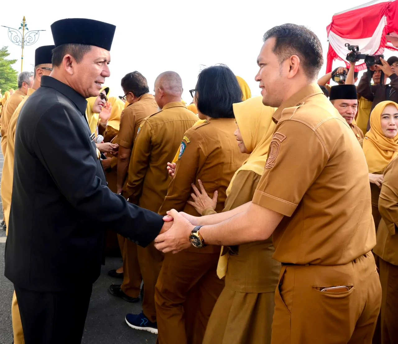 Gubernur Ansar Ahmad Keluarkan Surat Edaran Pengutamaan Bahasa Indonesia dan Pelestarian Bahasa Melayu di Provinsi Kepri