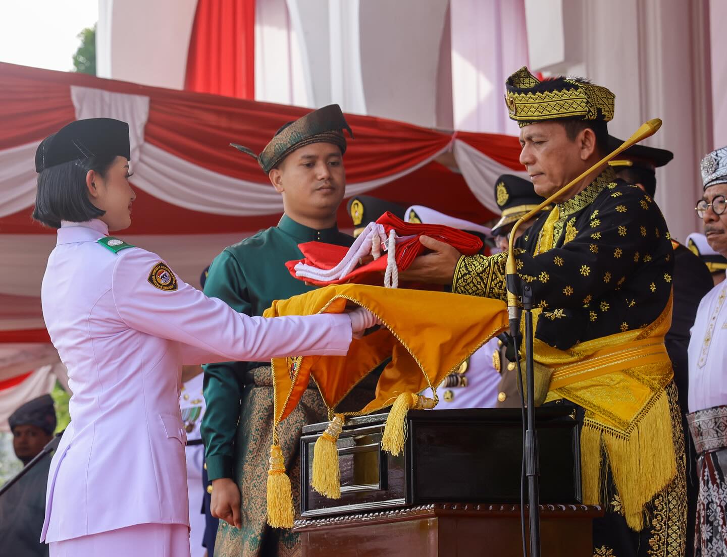 Upacara Pengibaran Bendera Peringatan HUT Ke-79 Kemerdekaan Republik Indonesia Tingkat Provinsi Kepulauan Riau Tahun 2024