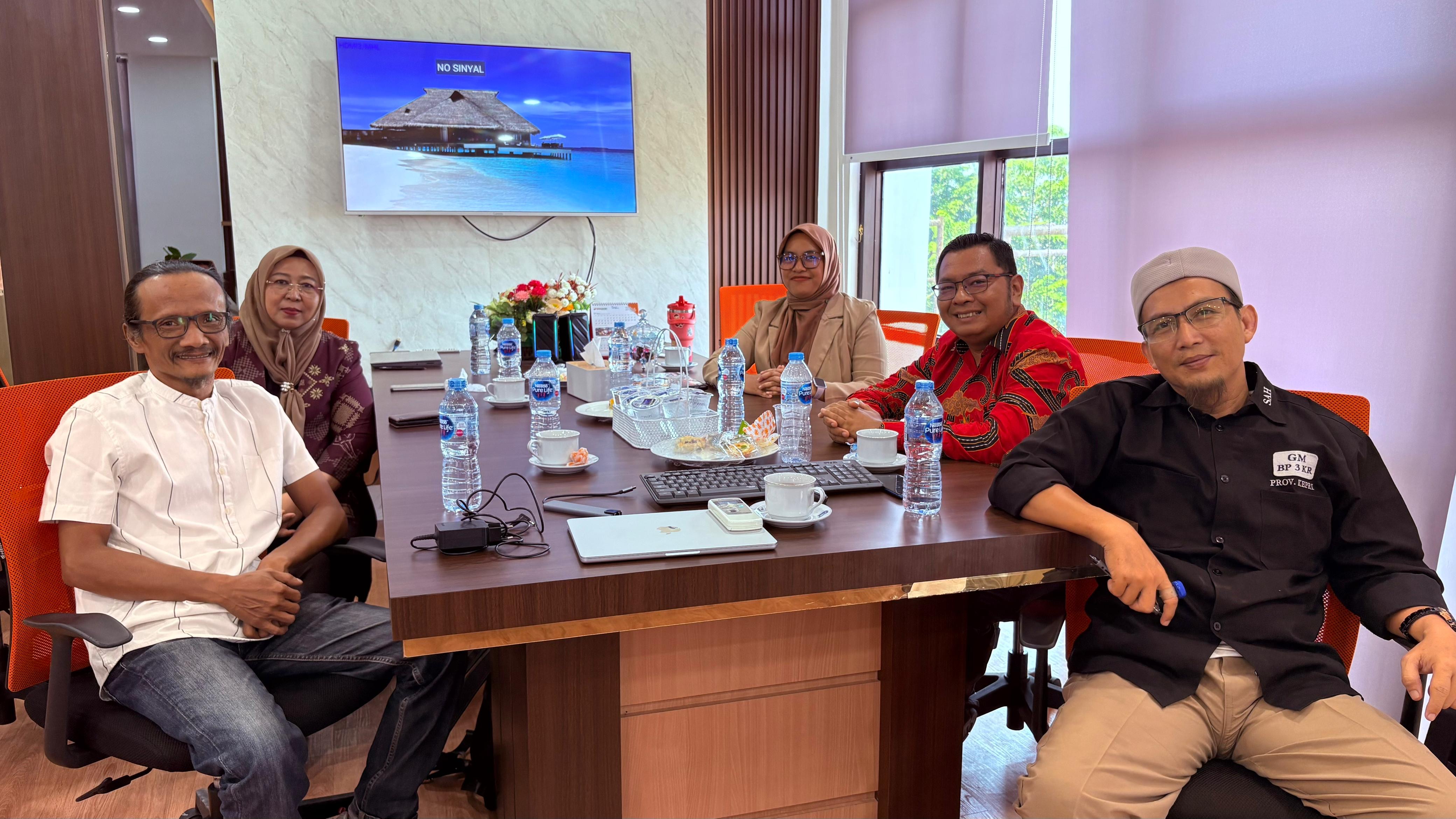 43 Karya Logo Adu Kreativitas, Tim Juri Pilih 5 Besar Sayembara Logo HUT ke-24 Kepri