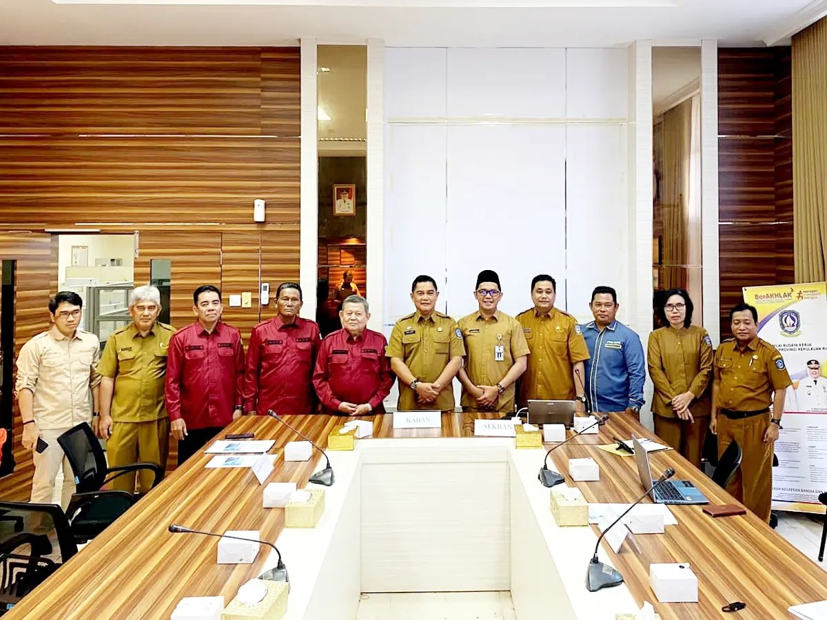Bakesbangpol Kepri Menggelar Rapat Koordinasi Dan Silaturahmi Bersama Forum Kewaspadaan Dini Masyarakat (FKDM) Prov. Kepri