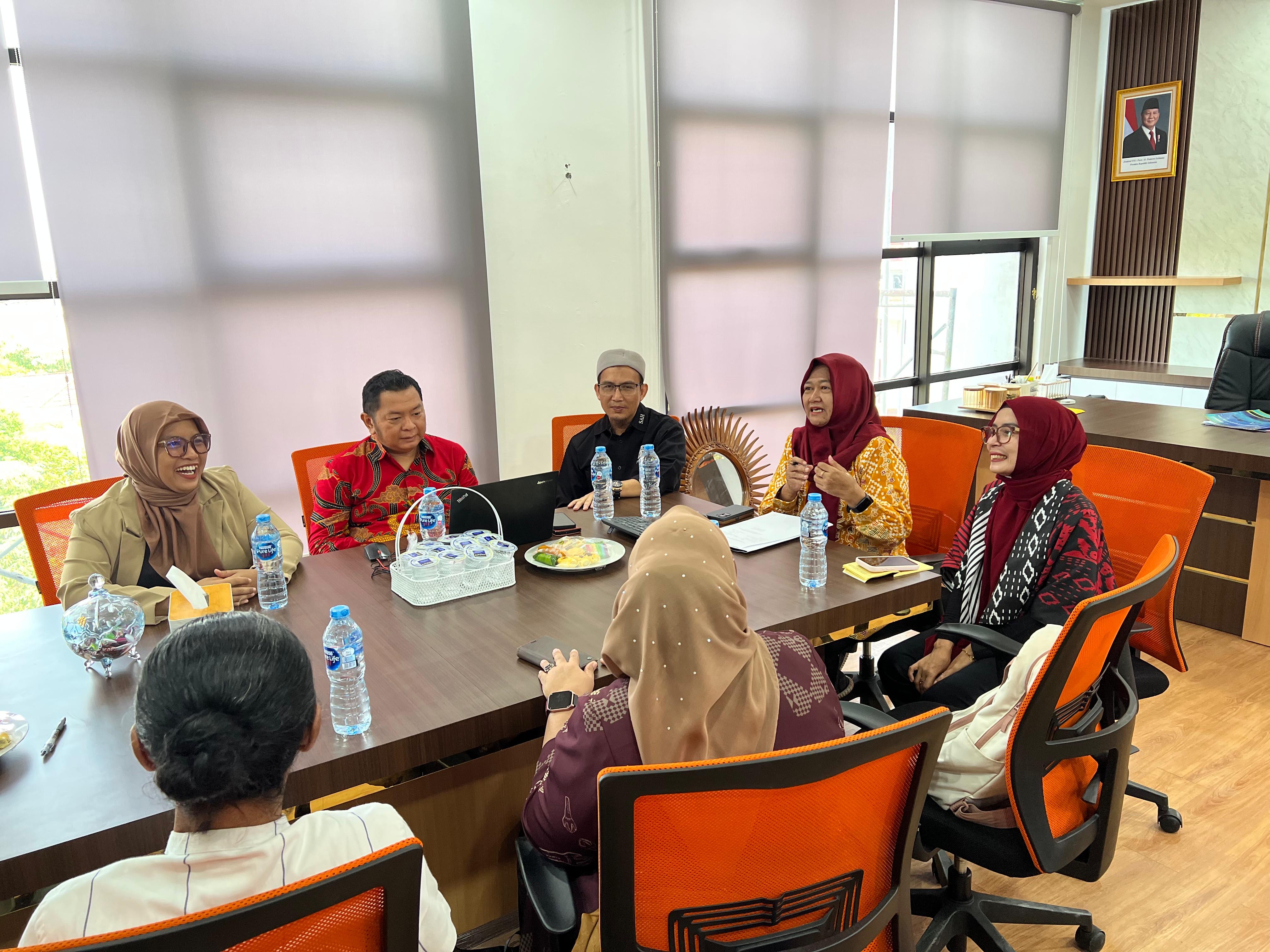 43 Karya Logo Adu Kreativitas, Tim Juri Pilih 5 Besar Sayembara Logo HUT ke-24 Kepri