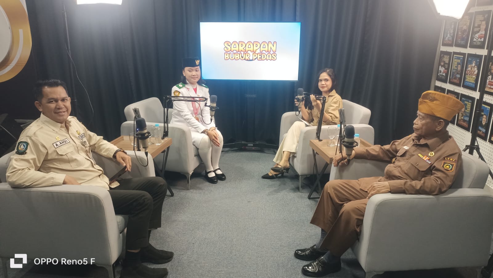 Dihari Pahlawan Kesbangpol Kepri Gelar Podcast Bersama Ketua Legiun Veteran dan Paskibraka Nasional