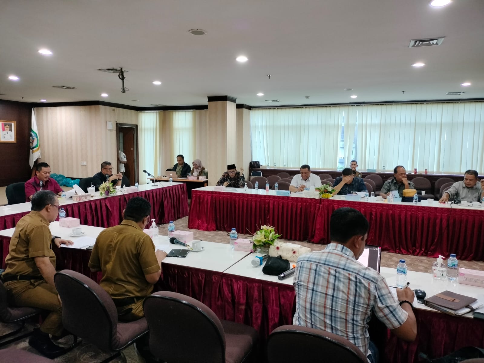 Perbaikan Gedung Kantor DPRD Kepulauan Riau, Komisi III Minta PUPR Dahulukan Item Yang Utama