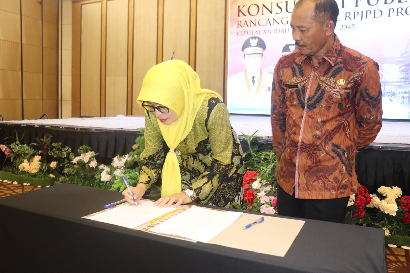 Badan Perencanaan, Penelitian, dan Pengembangan Provinsi Kepulauan Riau kembali melaksanakan kegiatan Konsultasi Publik Rancangan Awal RPJPD Provinsi Kepulauan Riau Tahun 2025 – 2045