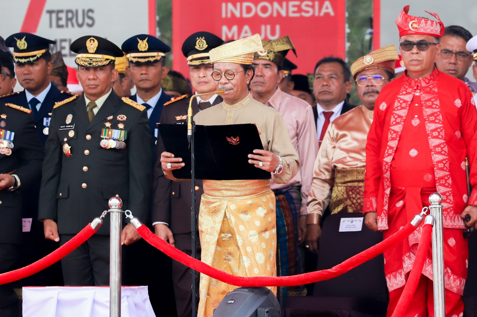 Ketua DPRD Kepri Bacakan Teks  Proklamasi Upacara Peringatan HUT ke-78 Kemerdekaan RI Tingkat Provinsi Kepri di Natuna