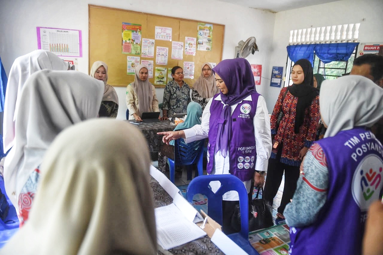 Dewi Ansar: Fokus Posyandu Bukan Cuma Kesehatan, Tapi Mencakup 6 Standar Pelayanan Minimal