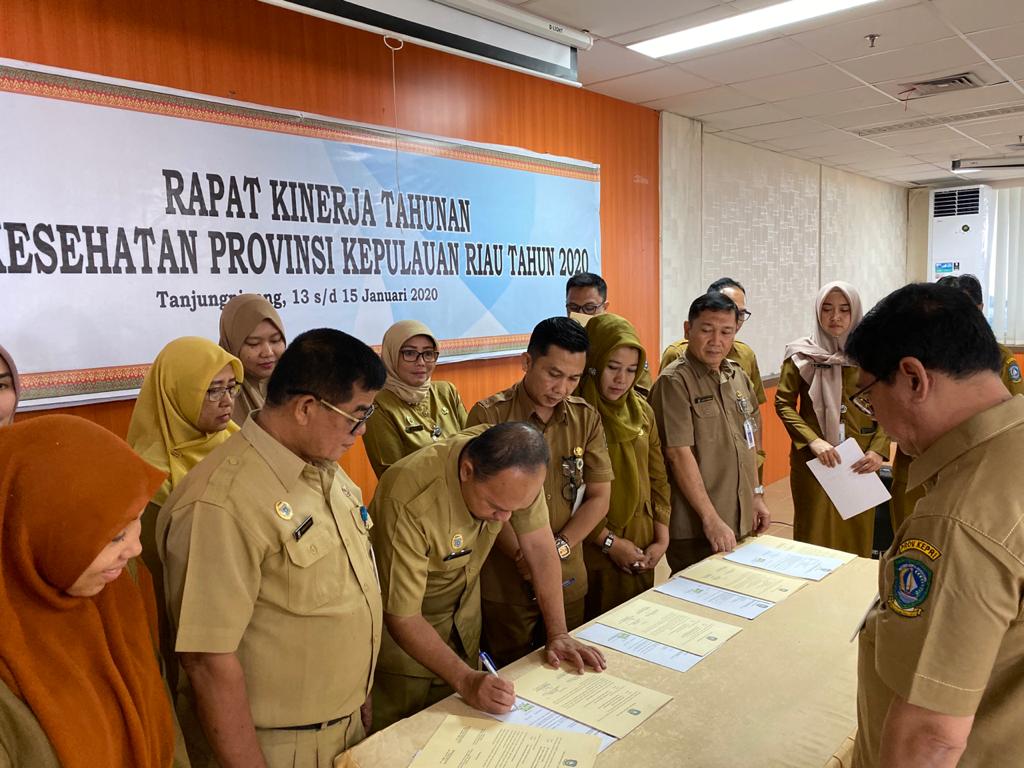 Dinkes Kepri lakukan Penandatanganan Pakta Integritas Anti Narkoba