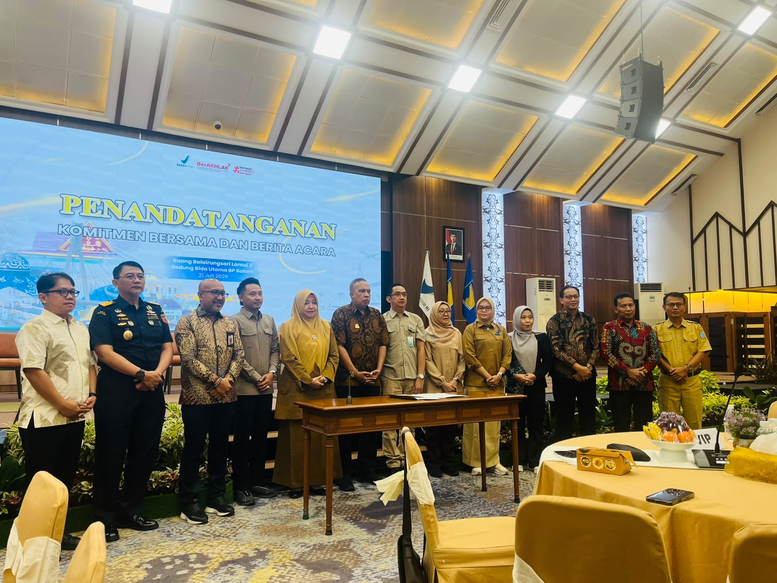 Plt. Kepala Dinas Kesehatan Kepri Mengikuti FGD Penyelenggaraan Pemasukan dan Pengeluaran Obat di KPBPB