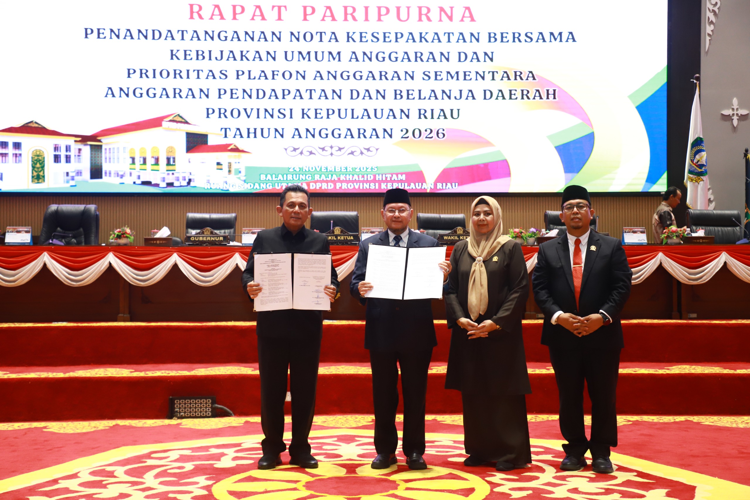 DPRD dan Gubernur Kepri Sepakati APBD 2026 di Tengah Penurunan Transfer Pusat