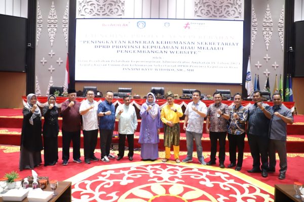 WK I DPRD Kepri Resmikan Launching Website DPRD