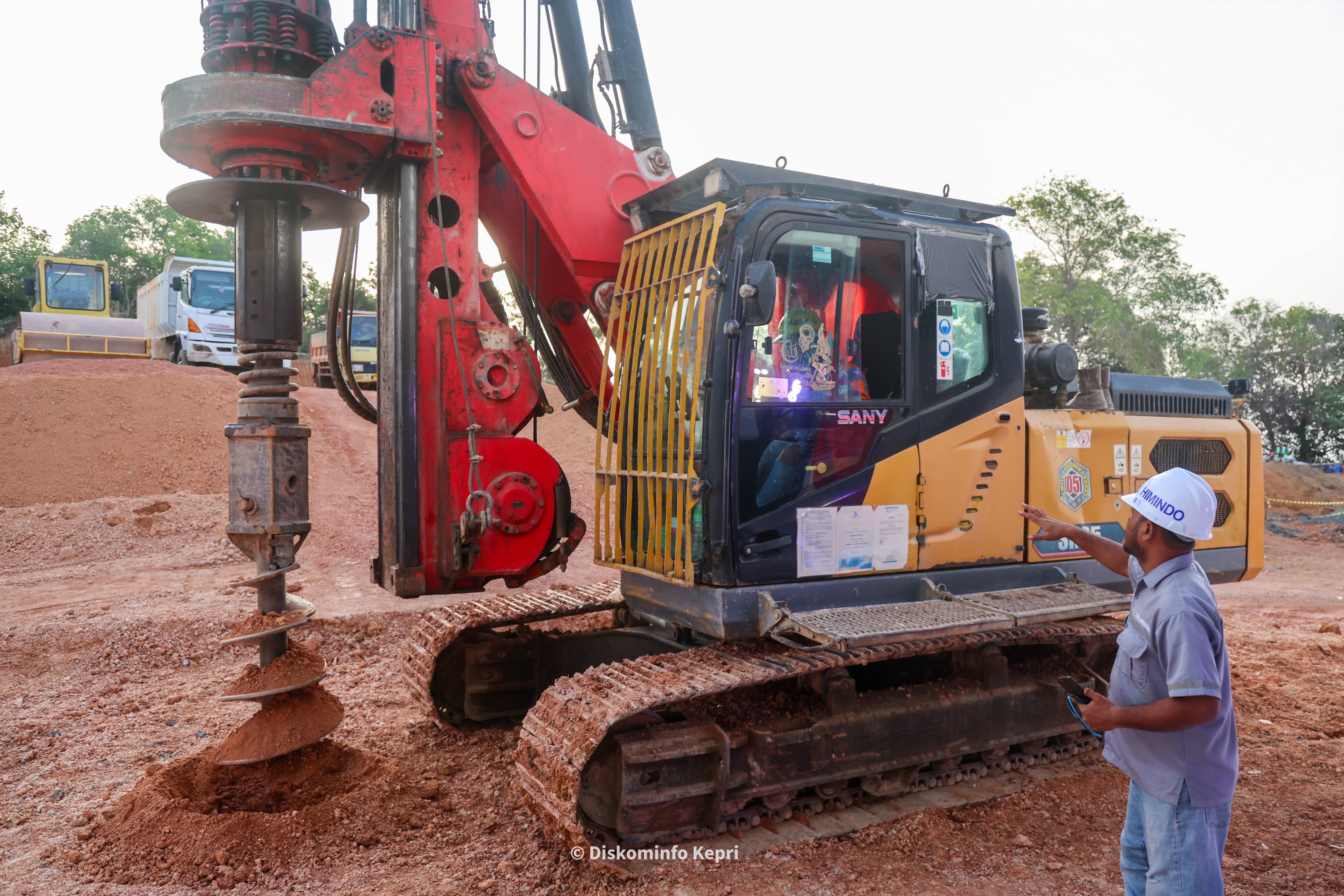 Mendagri Tito Karnavian Resmikan Groundbreaking Museum dan Monumen Bahasa Nasional di Pulau Penyengat