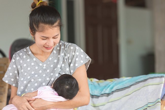 ASI (Air Susu Ibu) adalah Susu Terbaik Bagi Bayi