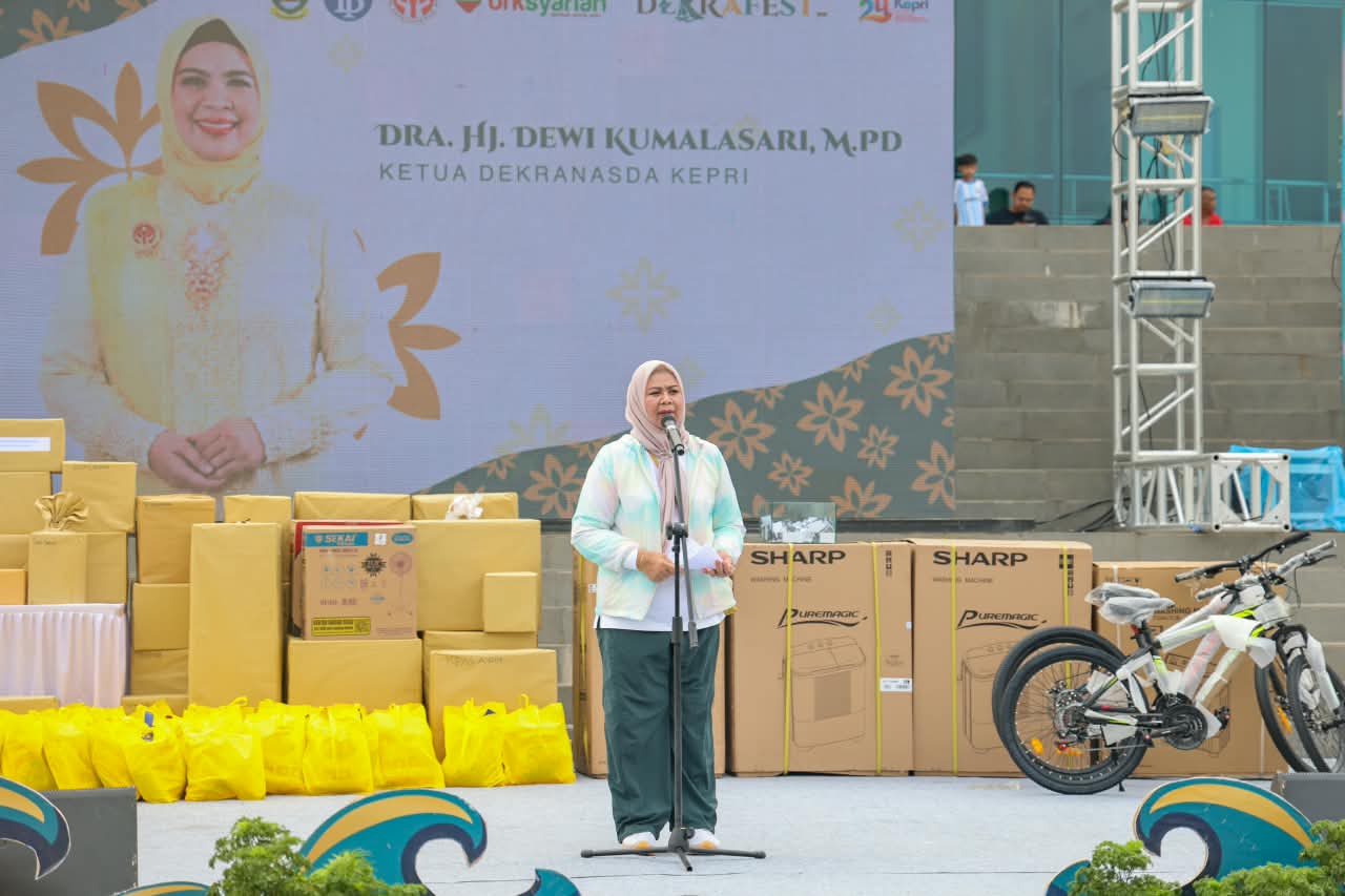 Dekrafest 2026 Resmi Dibuka, Dorong Promosi Kerajinan dan Penguatan UMKM Kepri