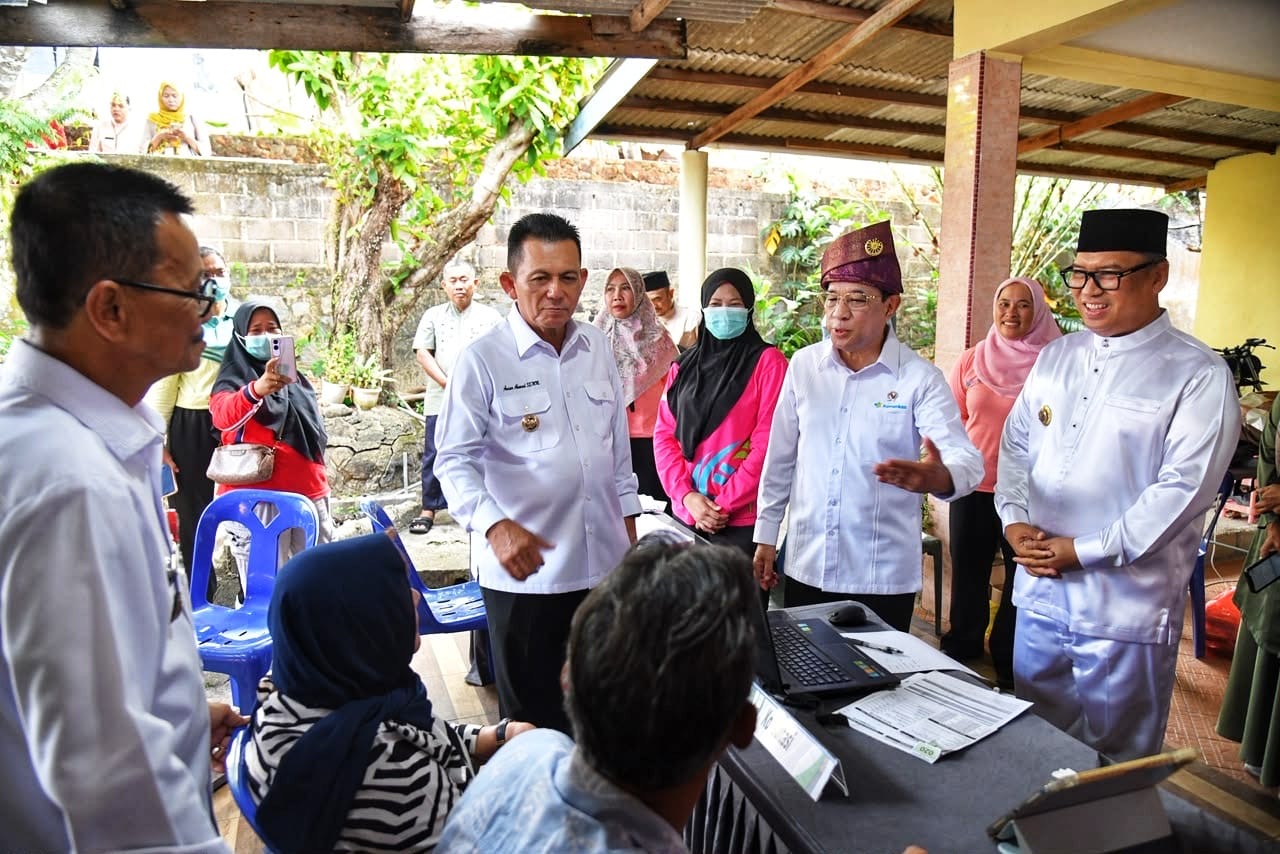 Wamenkes II RI Tinjau Posyandu di Tanjungpinang, Sosialisasikan Program CKG bagi Lansia