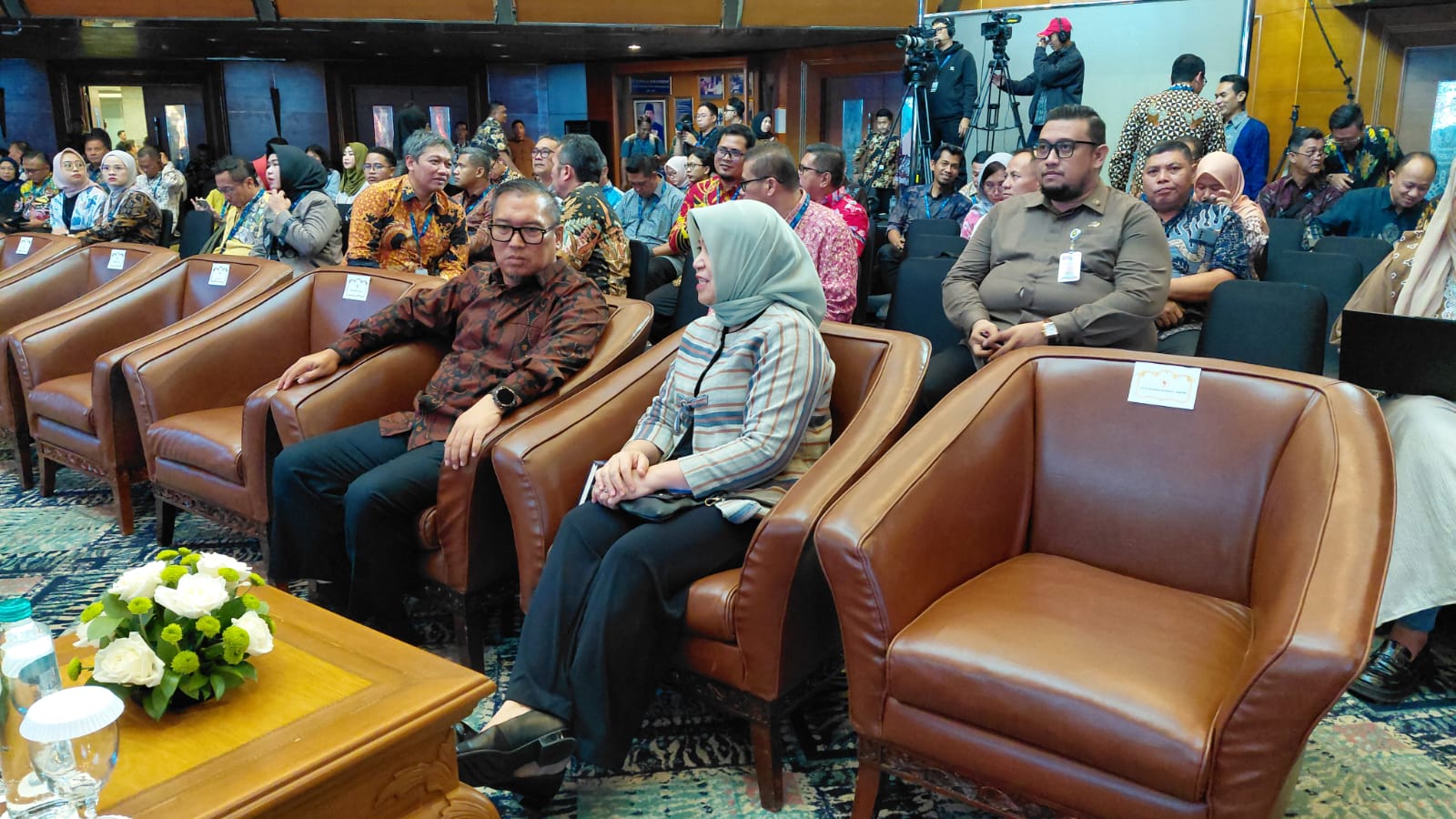 Rakornas Pariwisata 2026, Wagub Nyanyang Paparkan Strategi Pariwisata Kepri Dorong Transformasi Pariwisata Bahari dan Cross Border Tourism