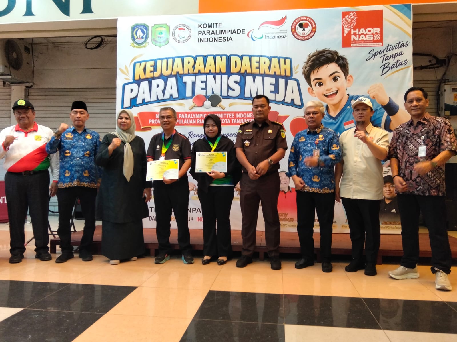 Prestasi Membanggakan!! Nora dari UPTD Instalasi Farmasi Dinkes Kepri Sabet Juara 1 Para Menembak dalam Rangka Memperingati Hari Olah Raga Nasional Tahun 2026