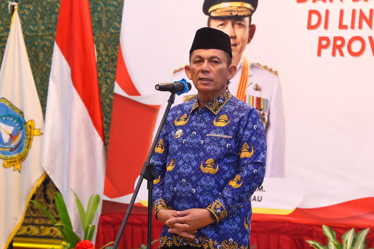 Gubernur Ansar Lantik Pejabat Eselon II dan III, Tekankan Integritas dan Kompetensi