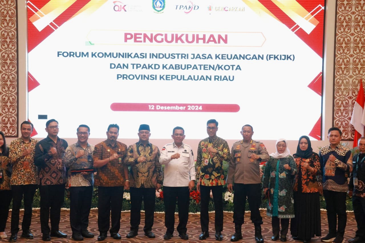 Ketua DPRD Kepri Hadiri Rapat Pleno dan Pengukuhan TPKAD dan FKIJK