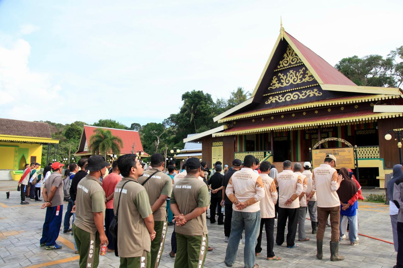 Pulau Penyengat Bersolek! Dispar Kepri Gelar Gerakan Wisata Bersih dan Indonesia ASRI