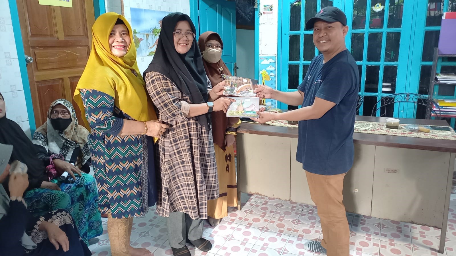 Sosialisasi Asman Toga dan Akupresur Bagi Kader di Kota Tanjungpinang