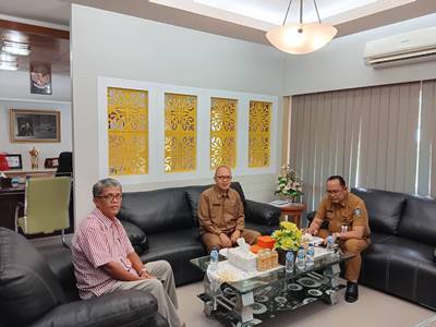 Perkuat Sinergi Ekosistem Literasi, Kadis DPK Kepri Terima Sejarawan Melayu