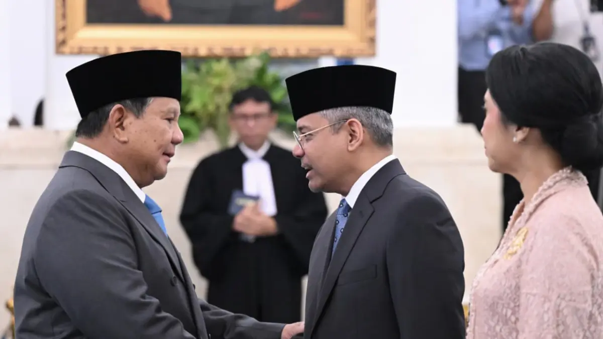 presiden-republik-indonesia-prabowo-subianto-resmi-melantik-suahasil-nazara-sebagai-menteri-keuangan-untuk-sisa-masa-jabatan-periode-2024-2029-sekretarian-kabinet-republik-indonesia-vFvBY.webp