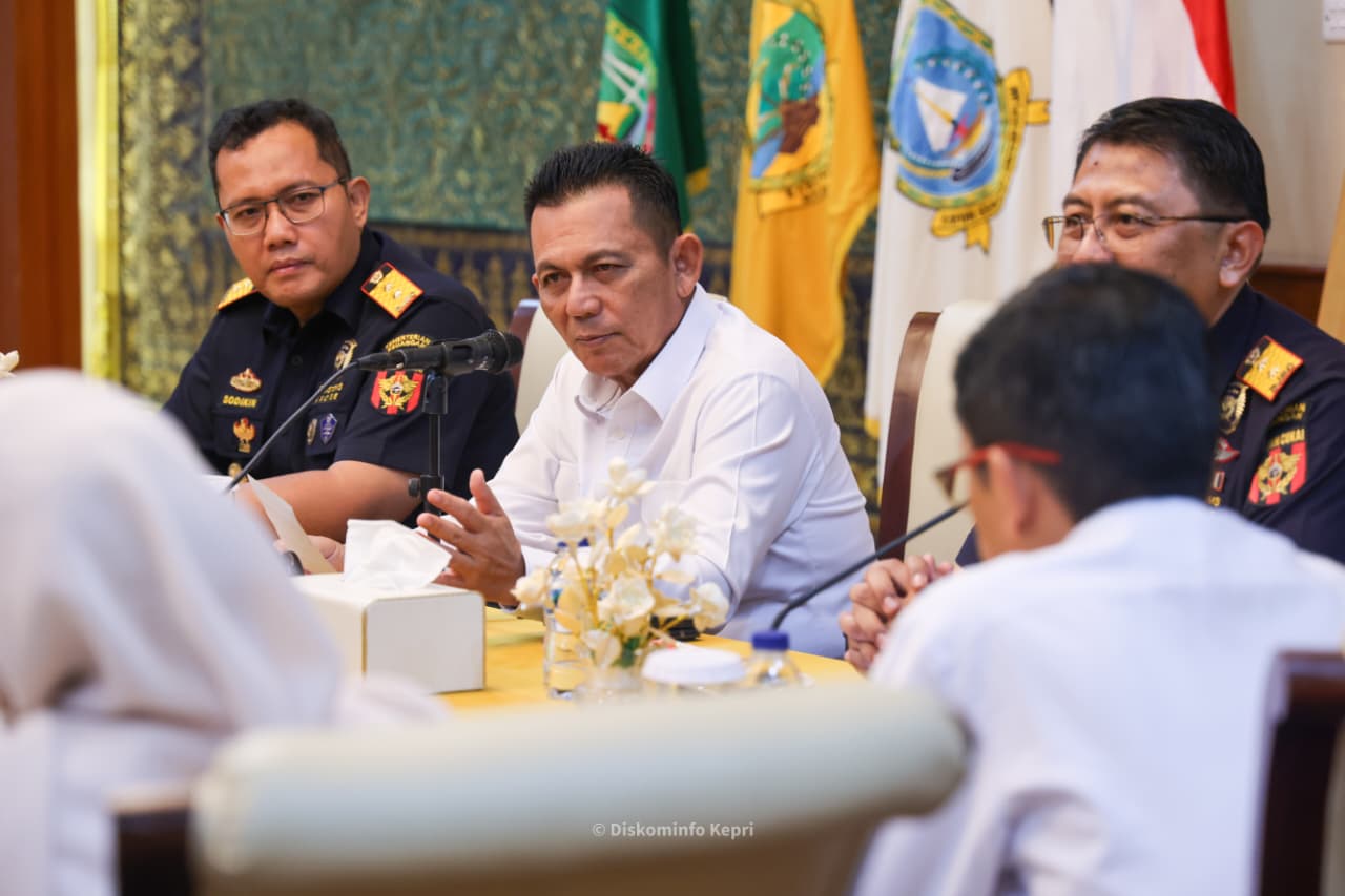 Gubernur Ansar Perkuat Sinergi dengan Bea Cukai, Bahas FTZ, Distribusi Barang hingga Pariwisata Kepri