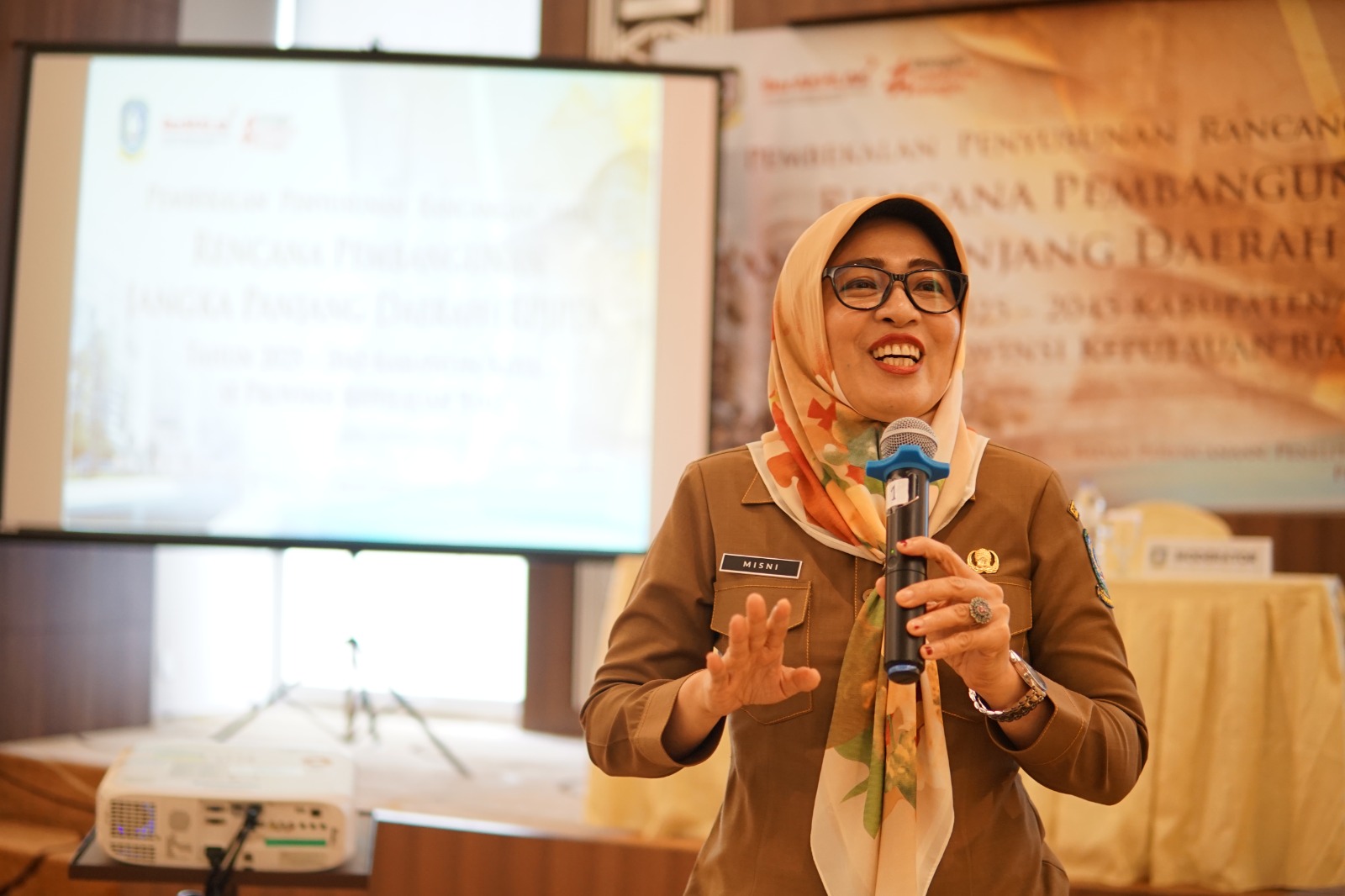 Bappeda Kepri Laksanakan Pembekalan Penyusunan Ranwal RPJPD Tahun 2025 - 2045