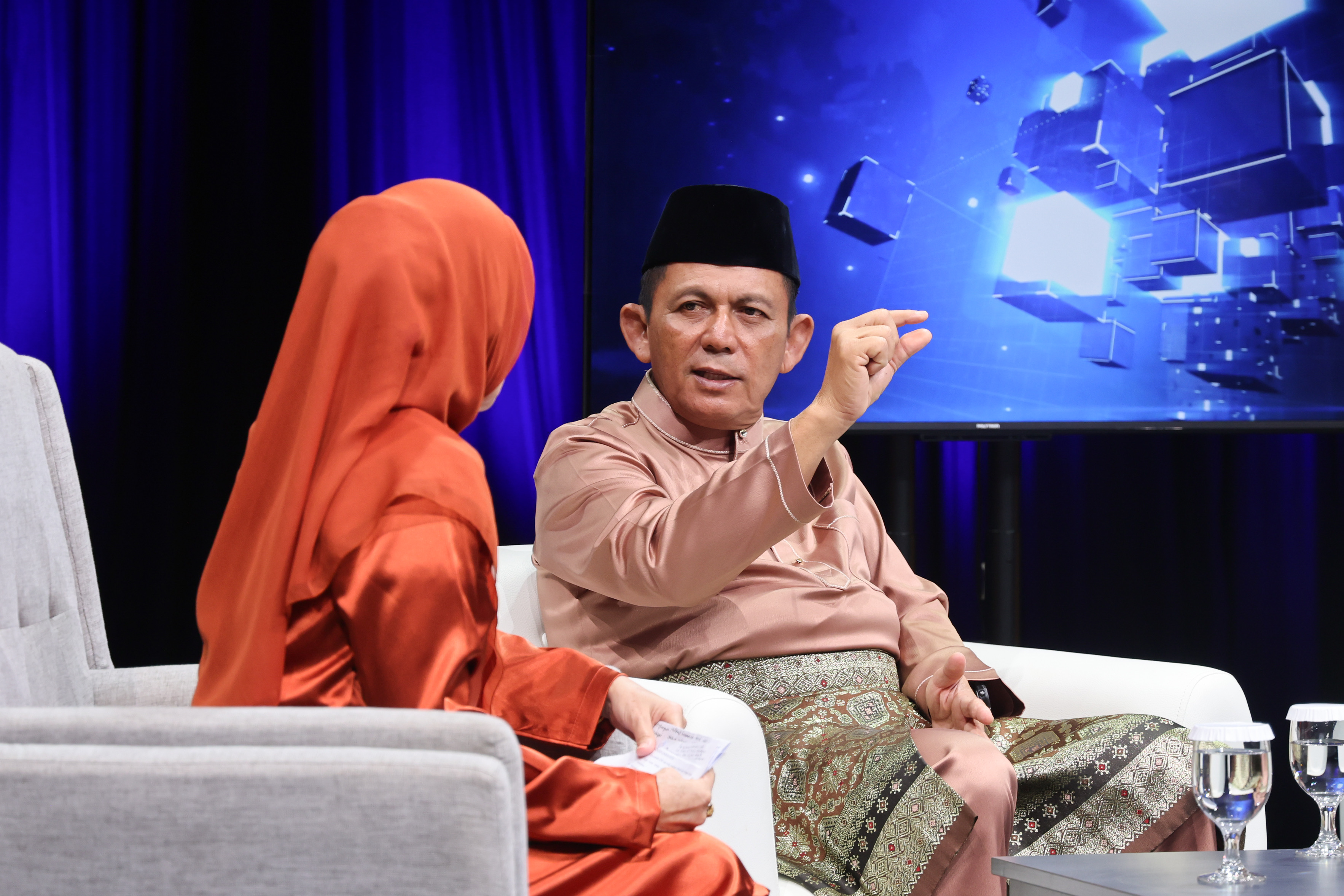 Dialog Kepri Menyapa TVRI, Gubernur Ansar Dorong Pemerataan Pembangunan dan Konektivitas