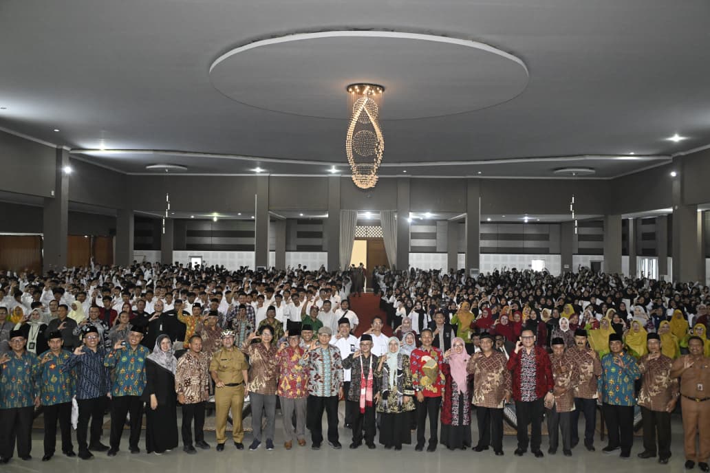 Abdul Mu’ti Dorong Mahasiswa Perkuat Pengetahuan, Keterampilan, dan Karakter