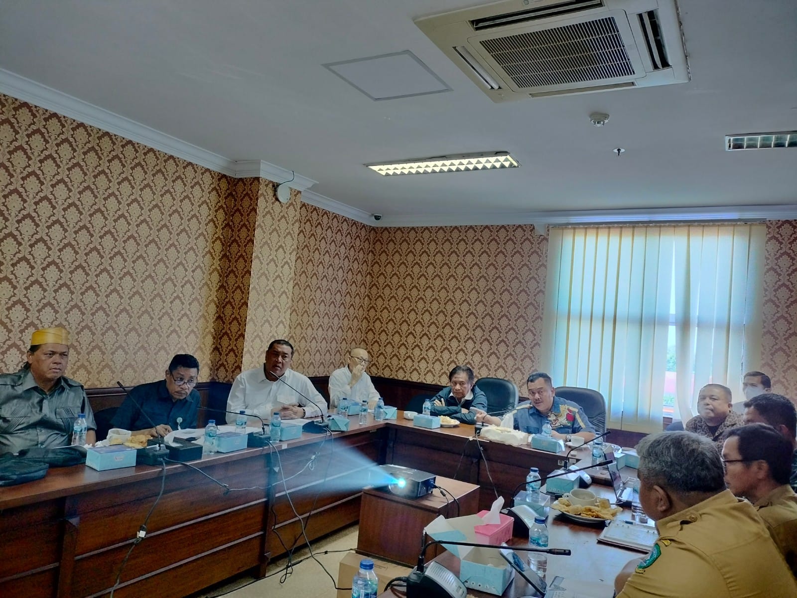 Dinas PUPR Beberkan Hasil Inspeksi Dan Identifikasi Runtuhnya Plafon DPRD Kepri