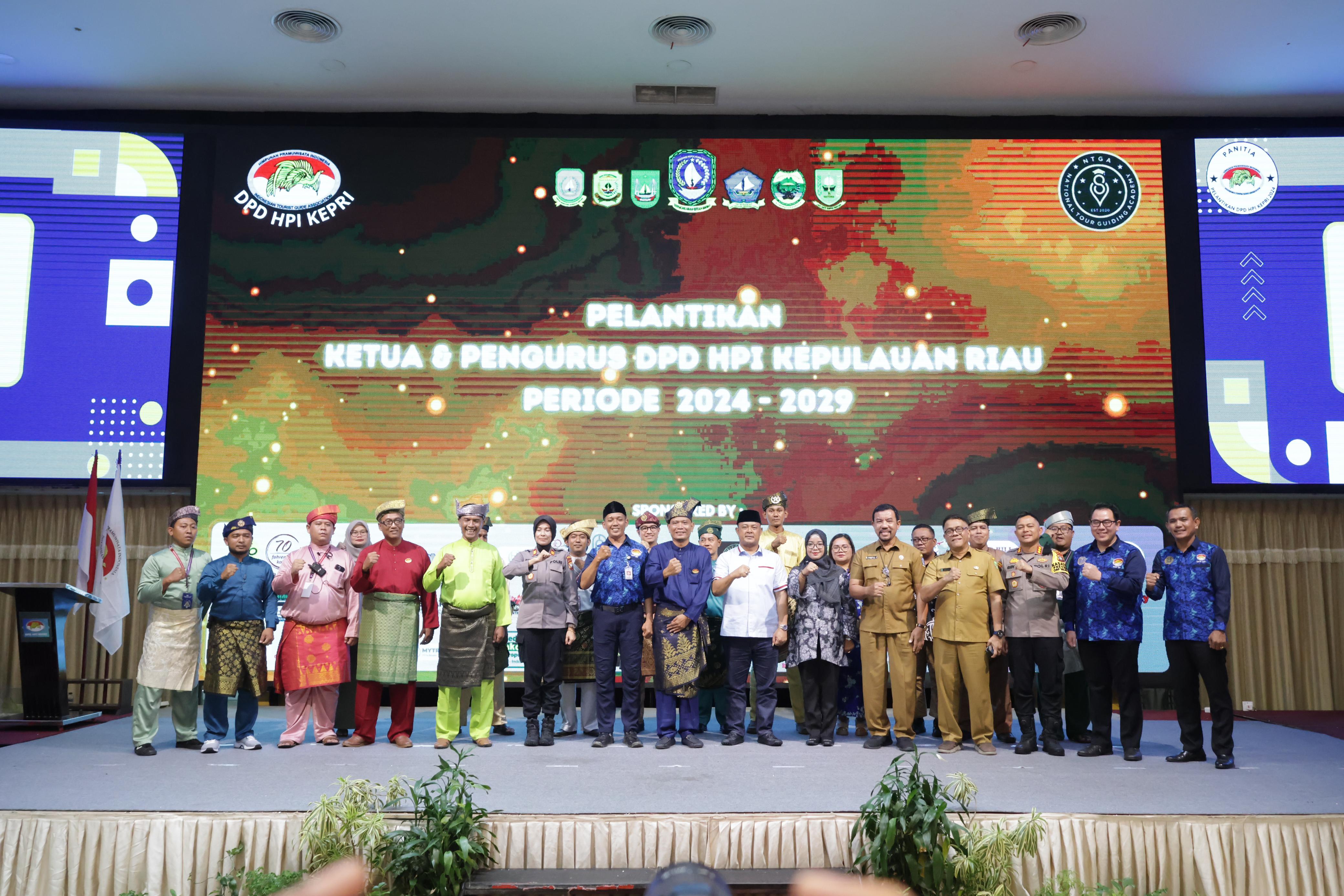 Ketua DPRD Hadiri Pelantikan Pengurus HPI Kepri