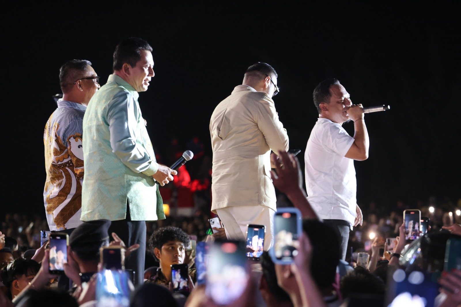 Kepri International Art & Culture 2025 Resmi Dibuka: Kawasan Gurindam 12 Jadi Lautan Manusia!
