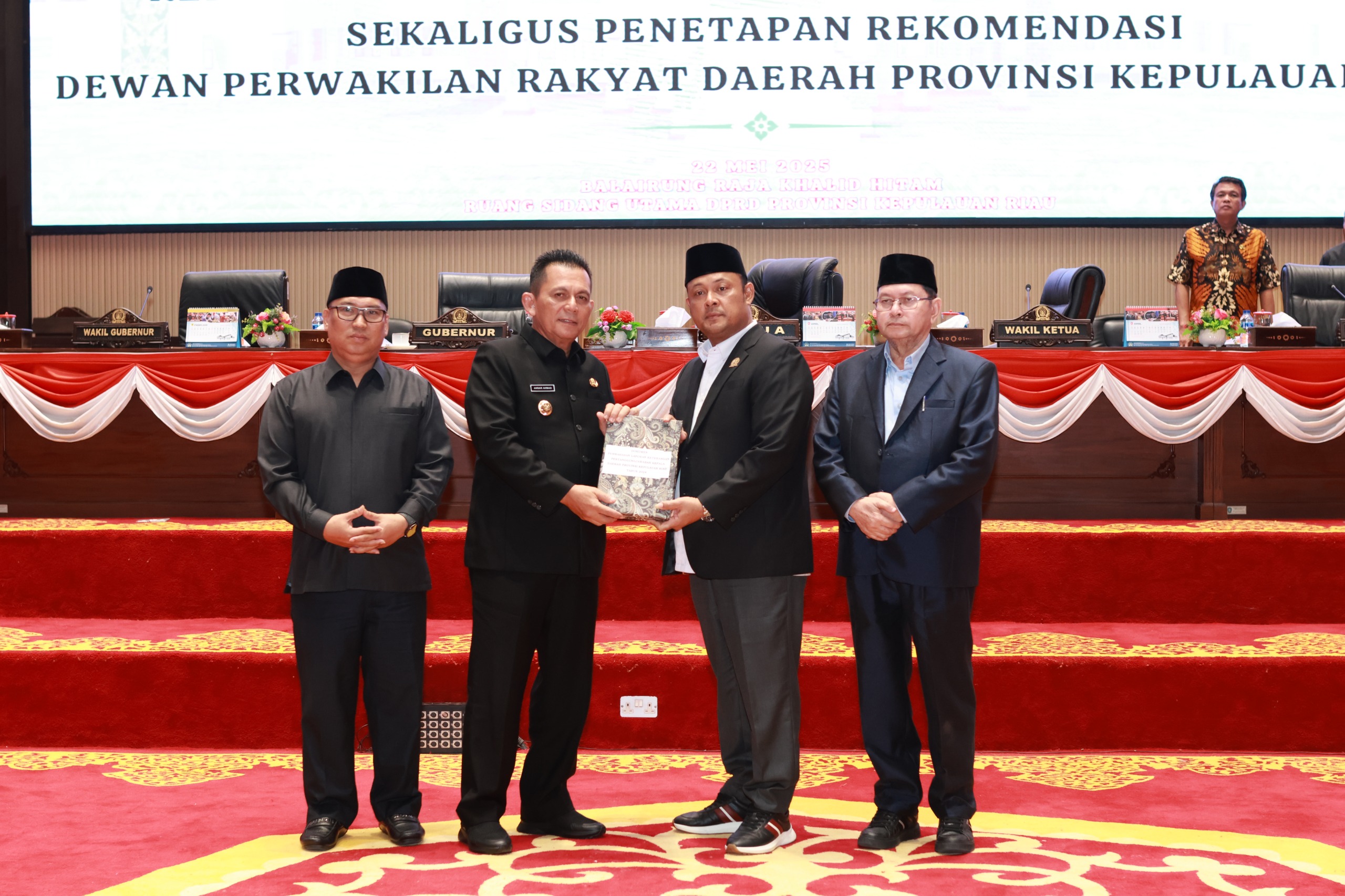 Laporan Akhir Pansus LKPj 2024 Sekaligus Penetapan Rekomendasi DPRD Kepri