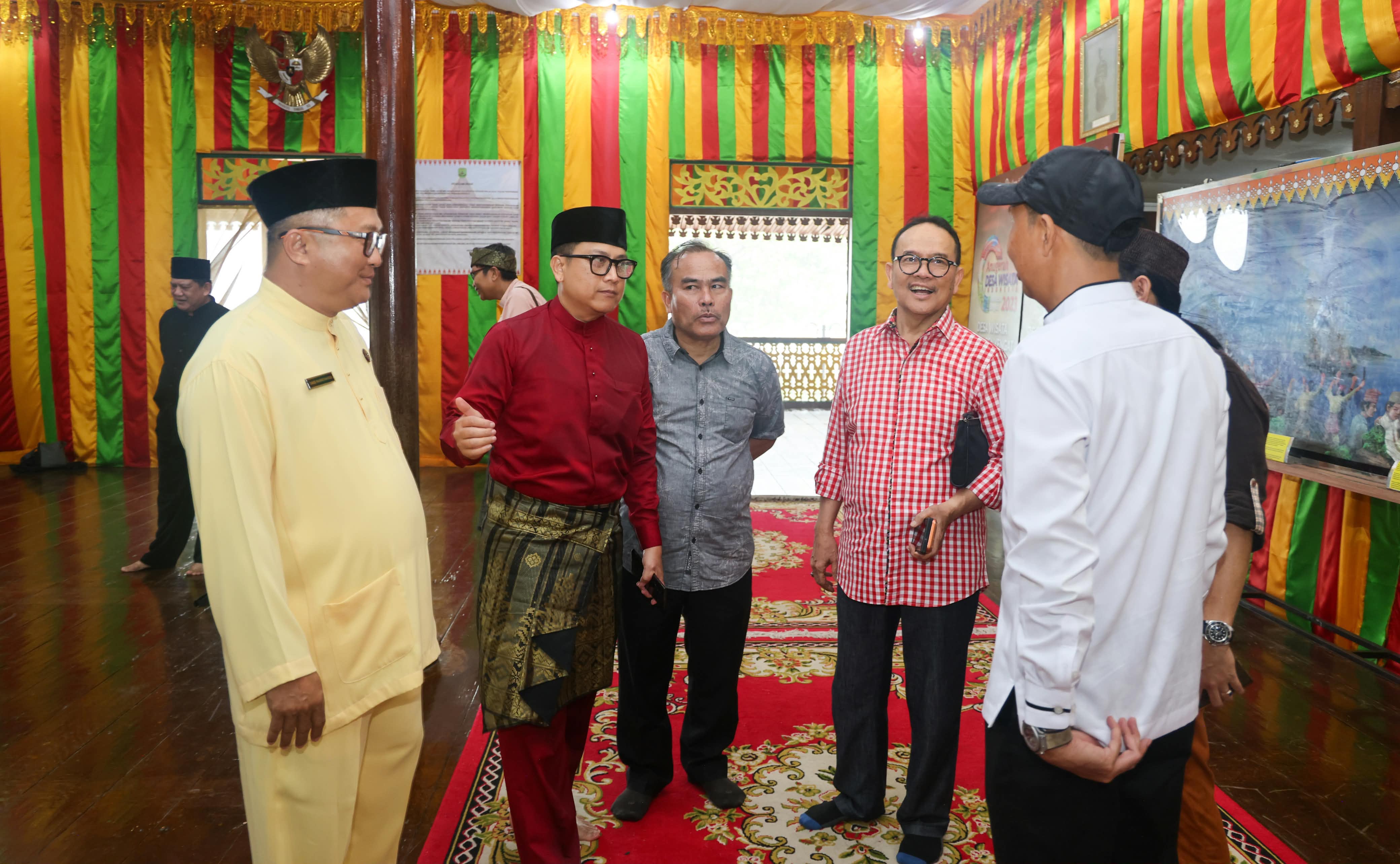 Jelang Groundbreaking Museum Bahasa, Gubernur Ansar Ziarah ke Makam Raja Ali Haji