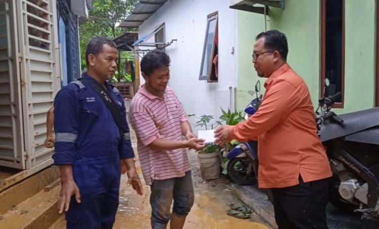 Waka III DPRD Kepri Kunjungi Korban Longsor Kampung Seraya dan Sengkuang Batam, Pastikan Respon Cepat Pemerintah
