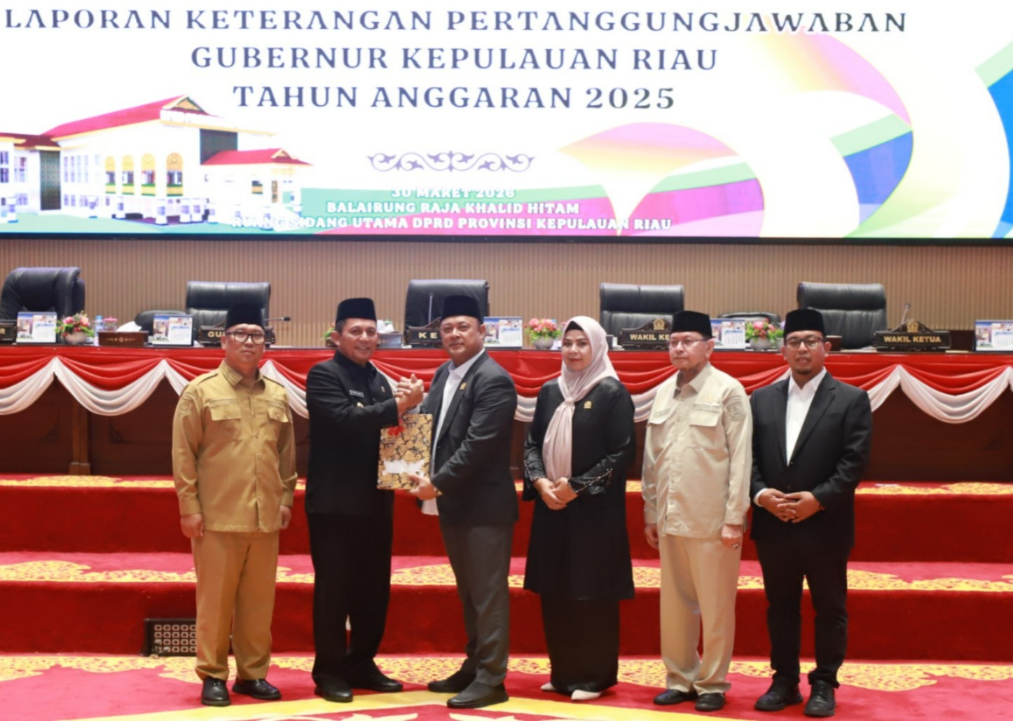 DPRD Kepri Gelar Paripurna LKPj 2025, Pendapatan Daerah Capai 95,39 Persen